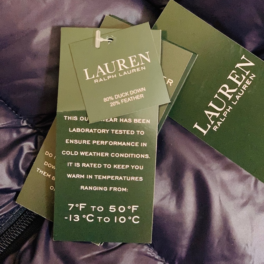 RALPH LAUREN PACKABLE LIGHTWEIGHT HOODED DOWN COAT - Picture 9 of 13